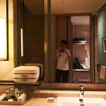 Sofitel Singapore City Centre Hotel Twin Bed Room Toilet