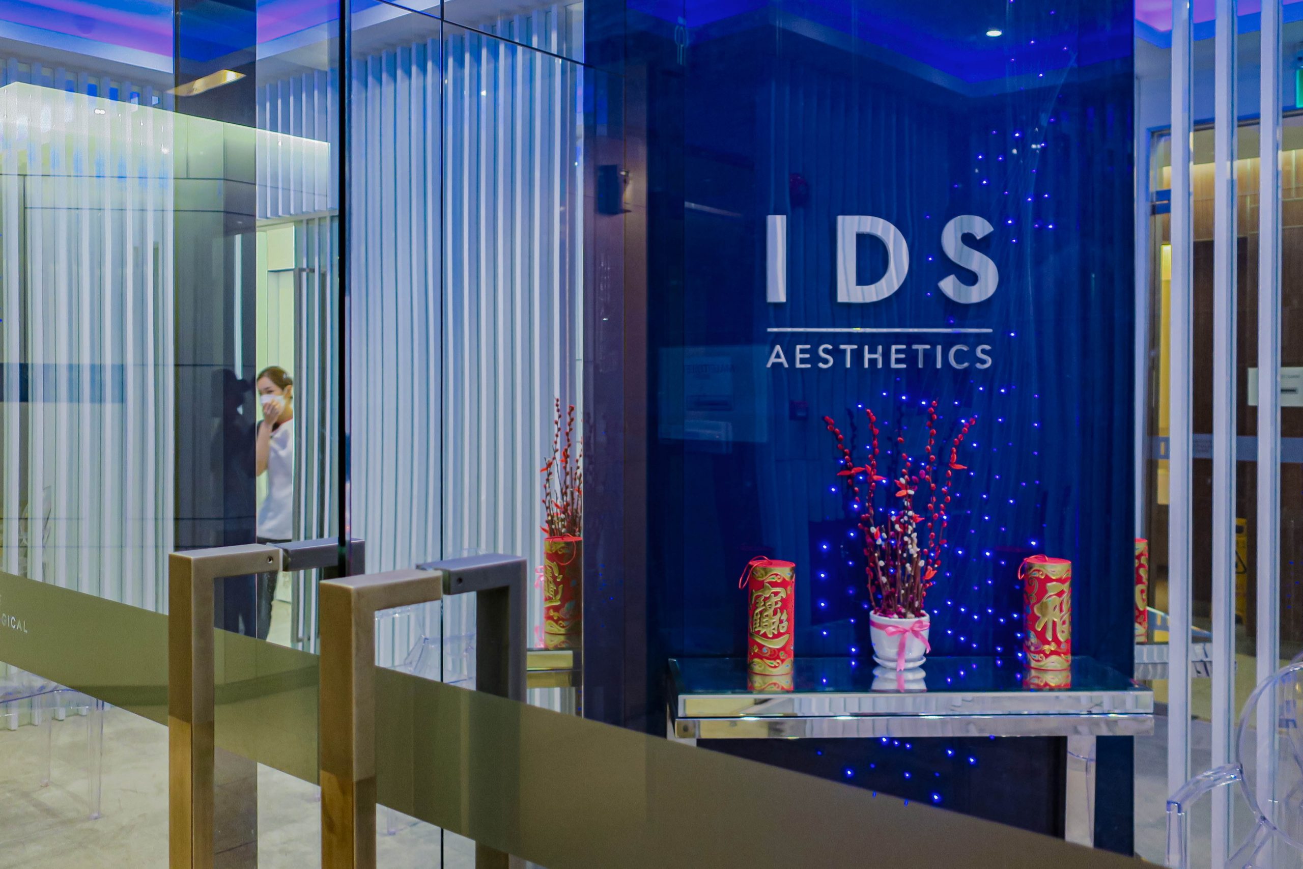 IDS Aesthetics Hydro-Therapeutics Treatment (Review)