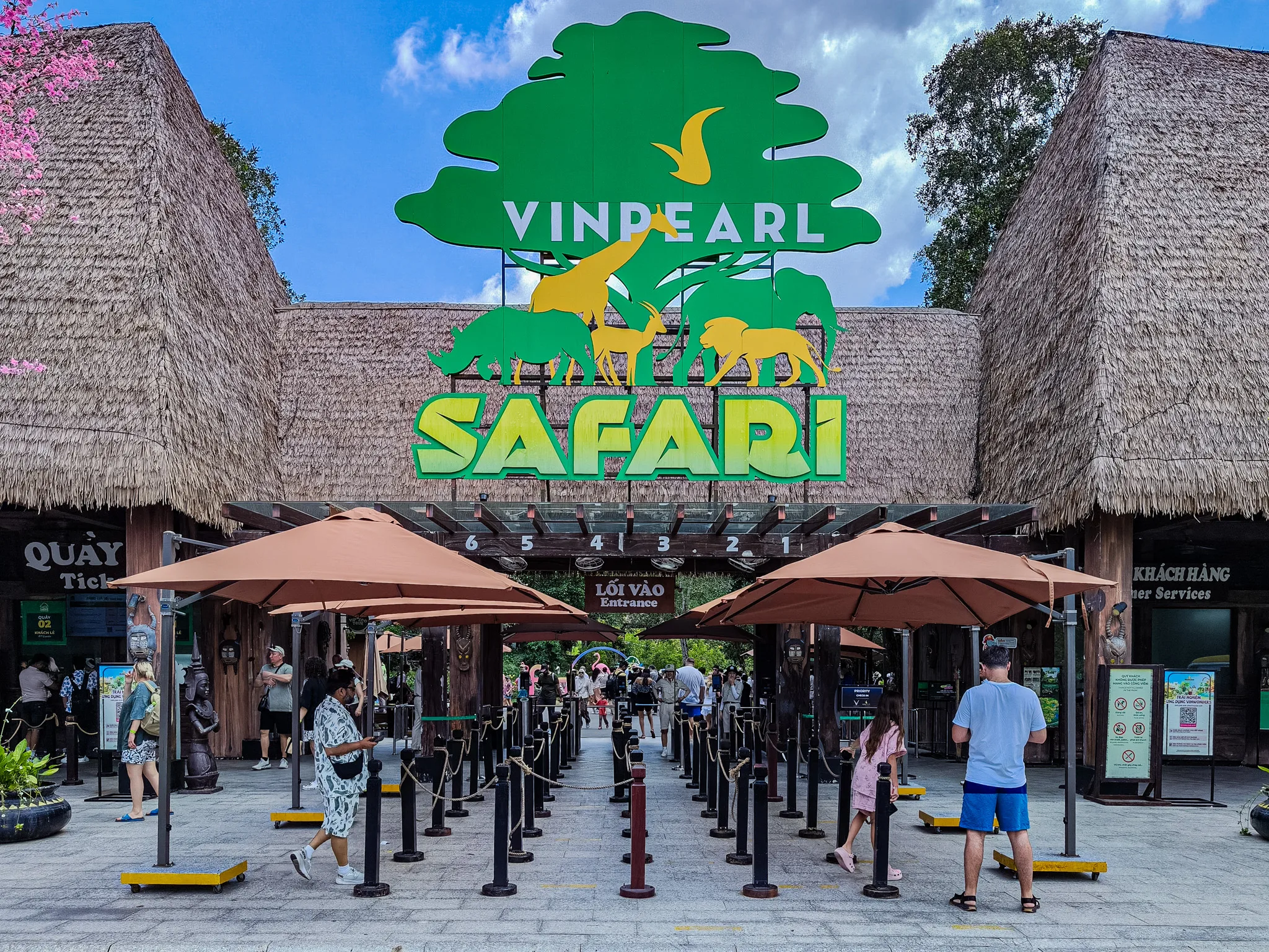 Vinpearl Safari Phu Quoc: Adventure at Vietnam’s Largest Safari Park