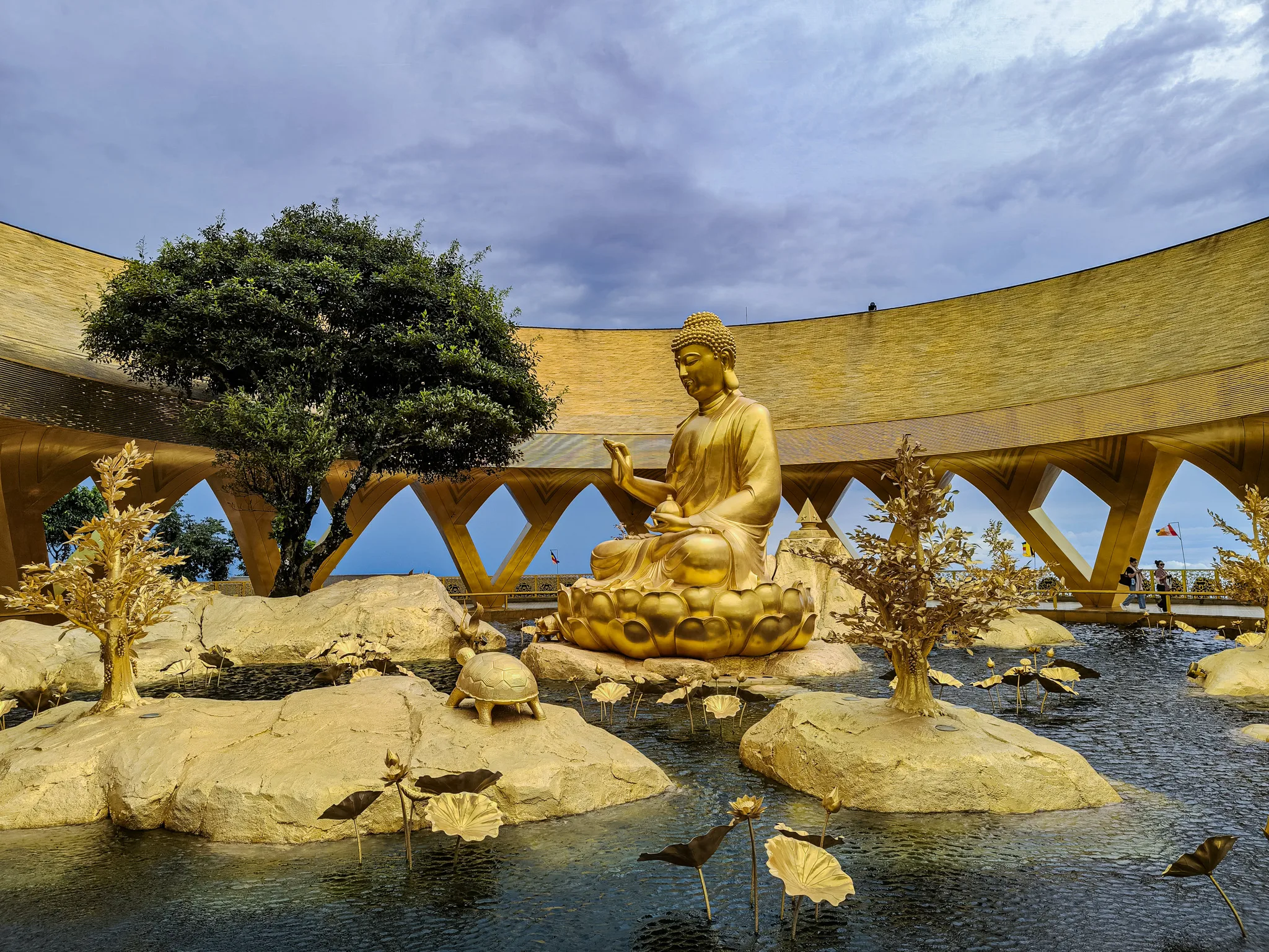 Sun World Ba Den Mountain – A Spiritual Journey Above the Clouds