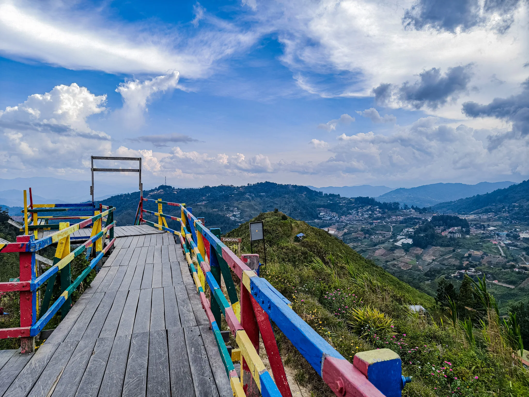 Kundasang Travel Guide: 9 Places to Visit and Things to Do
